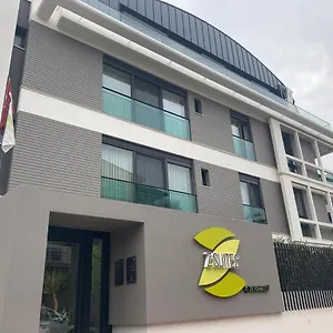 Z-suites Aparthotel