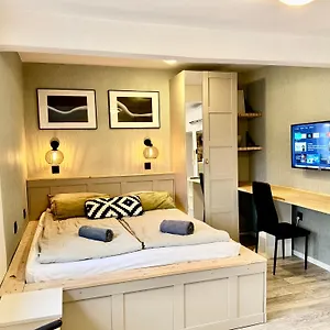 Dotyk - Monte Cassino- Kameralne Poddasze Apartament Sopot