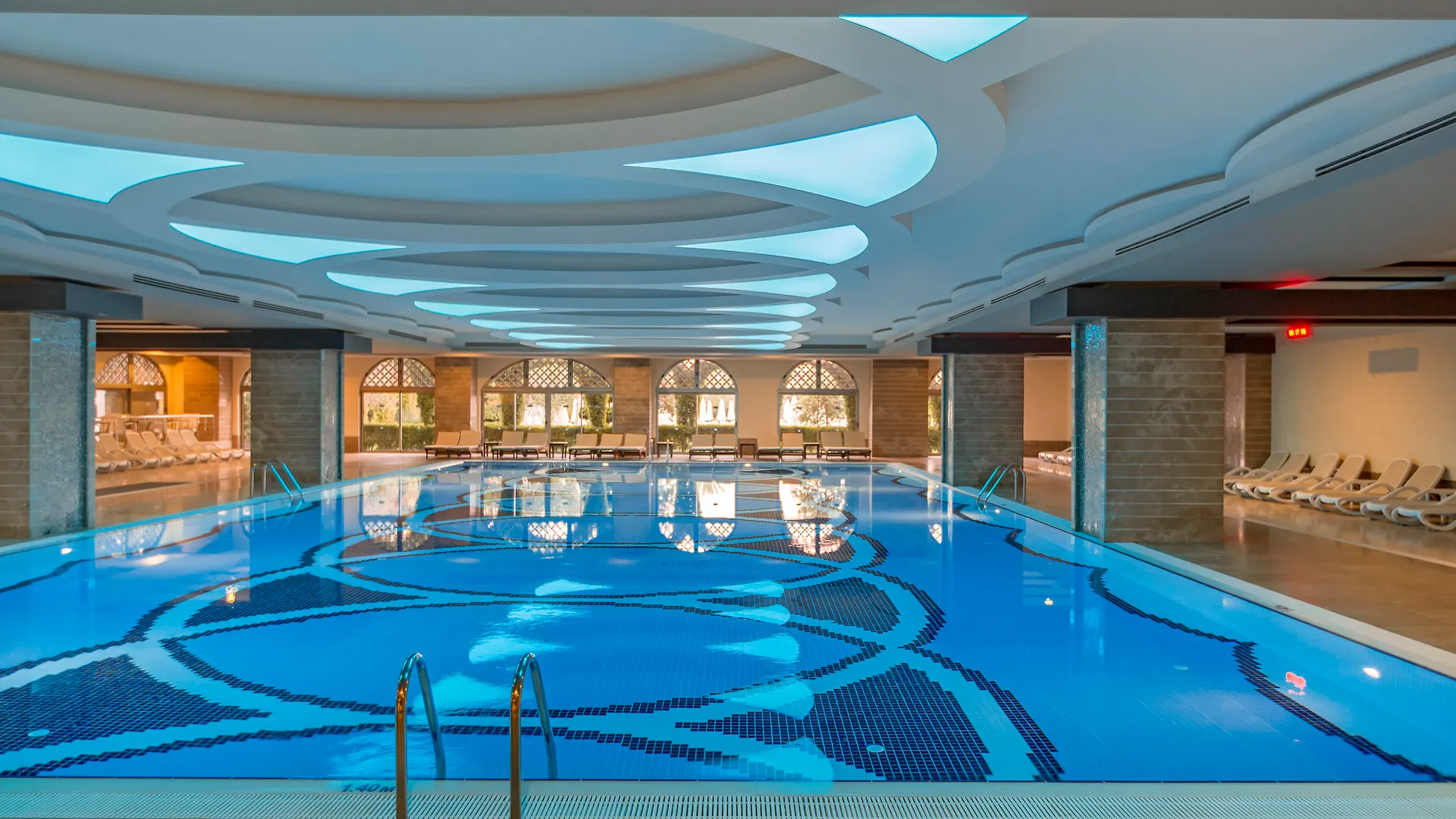 Royal Holiday Palace Antalya 5*,