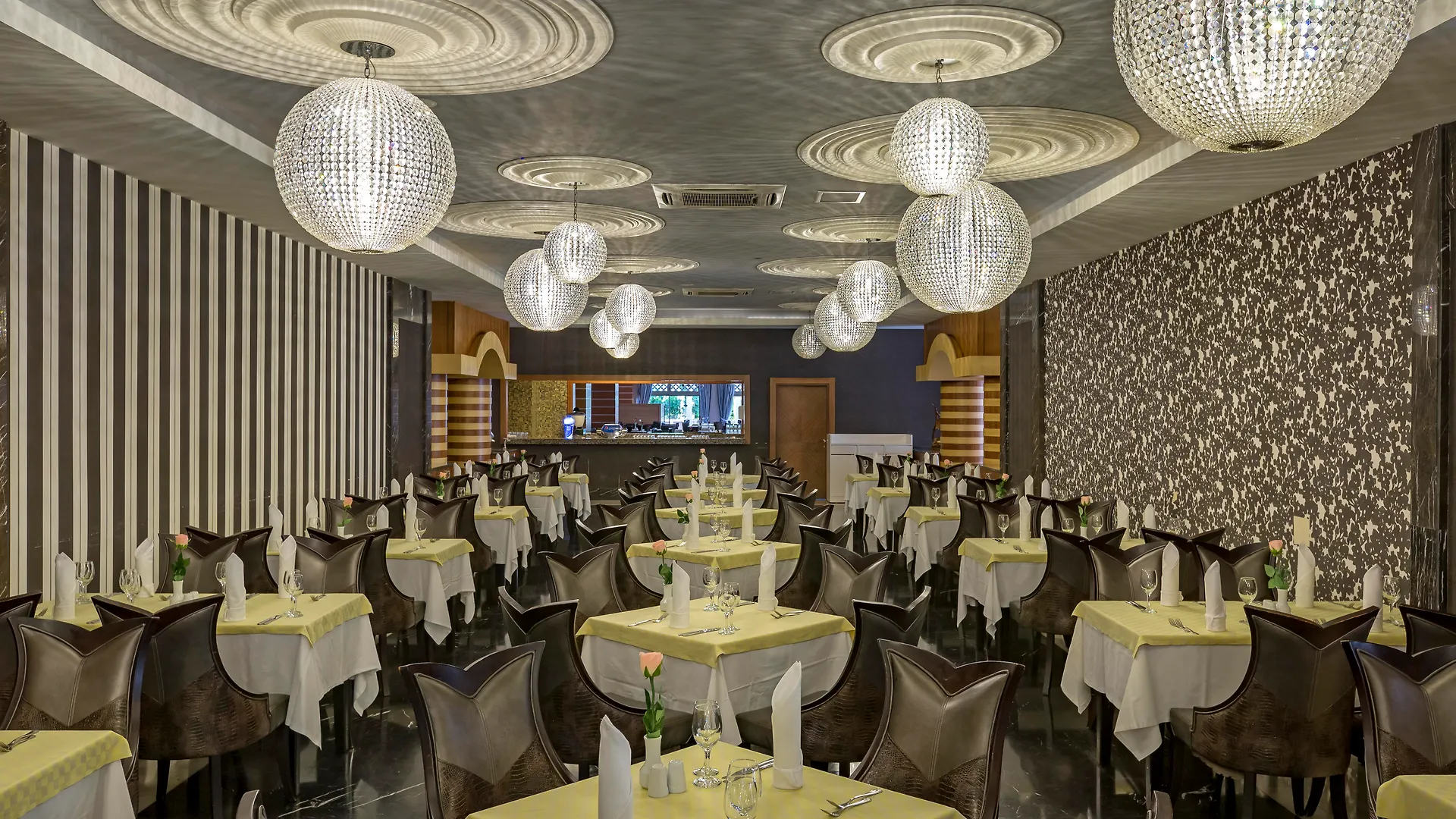 אנטליה Royal Holiday Palace אתר נופש